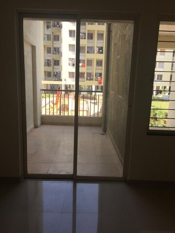 Room in 2 BHK Apartment at Pristine Neo City Phase 2, Wagholi – for Sale