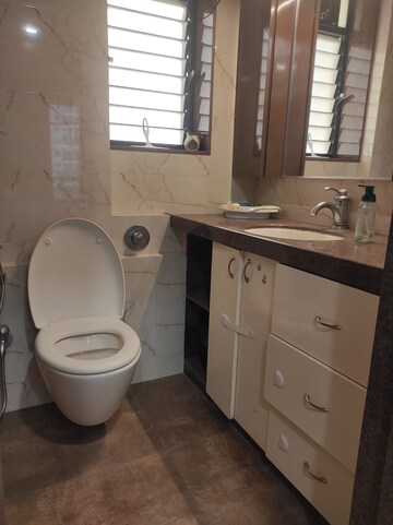Bathroom in 2 BHK Apartment at Raheja Heights Phase 2, Goregaon East – for Rent