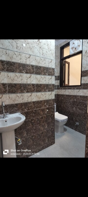 Bathroom in 1 BHK Apartment at Palm Residency Chhatarpur, Chattarpur – for Rent