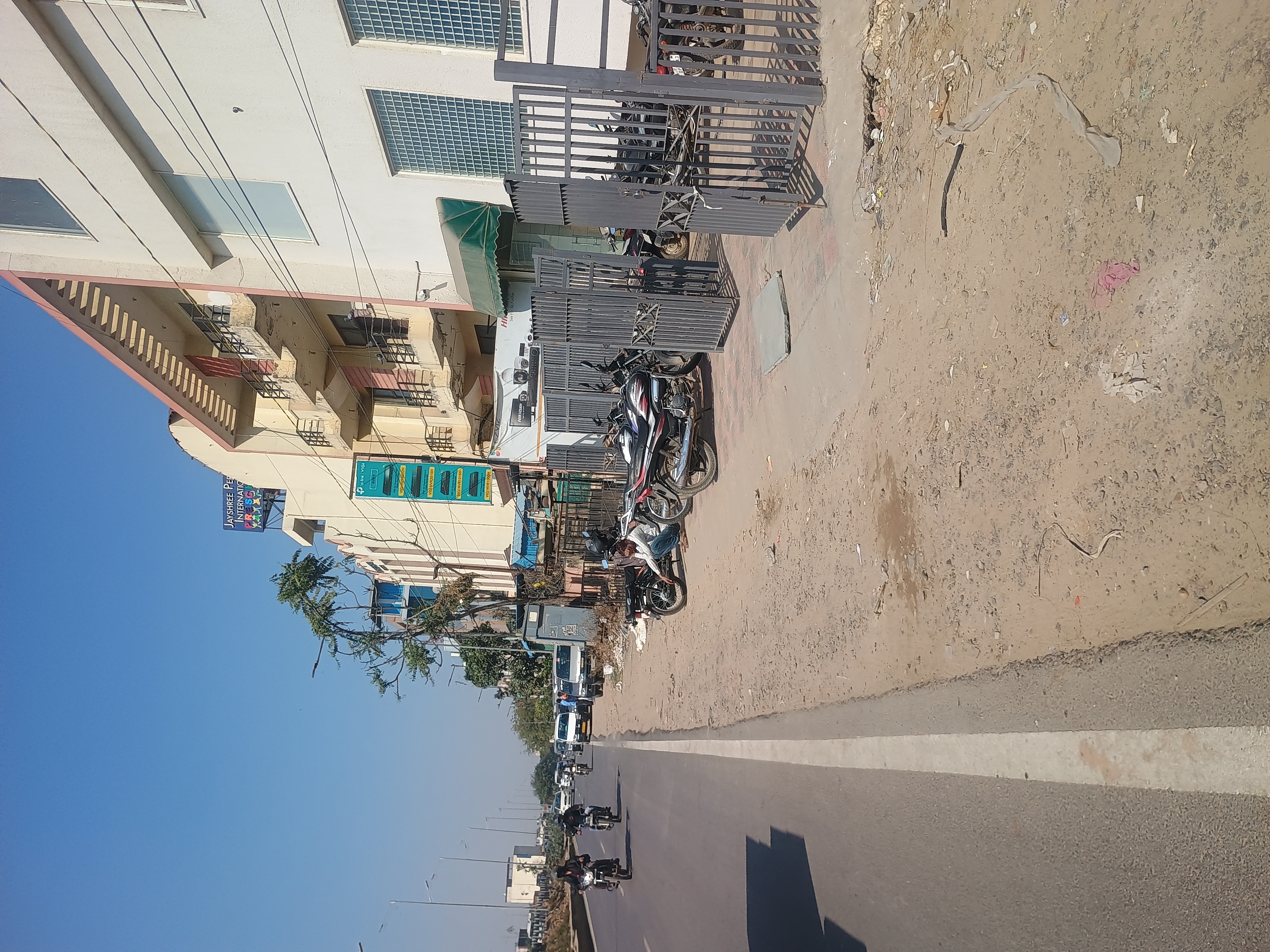 Plot For Sale in Khatipura Chand Bihari ke