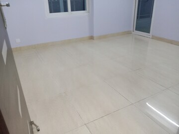 Room in 3 BHK Apartment at Gaur Sportswood, Sector 79 – for Rent