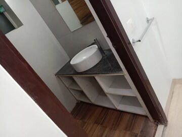 Furnished Amenities in 3 BHK Apartment at Gaur Sportswood, Sector 79 – for Rent