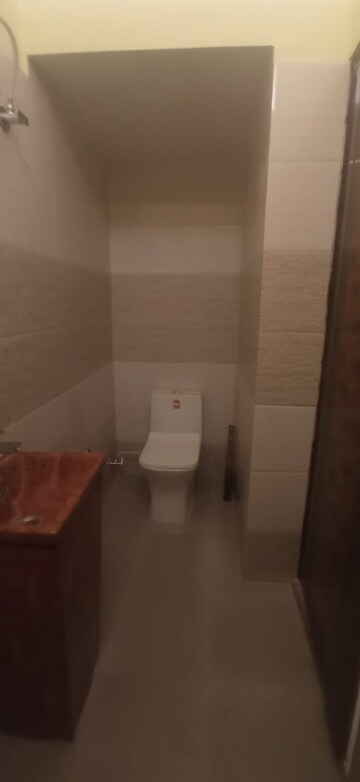 Master Bedroom in 2 BHK Builder Floor at Ansal Continental Villas, Sector 22 – for Rent