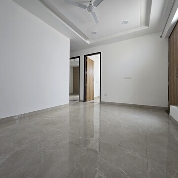 Room in 2 BHK Apartment at Palm Residency Chhatarpur, Rajpur Khurd Extension – for Rent
