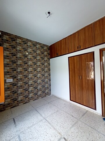 2 BHK Independent House For Rent in Sector 16