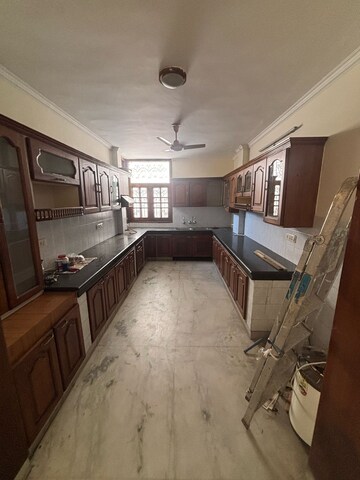 Kitchen in 3 BHK Builder Floor at Sector 40 – for Rent