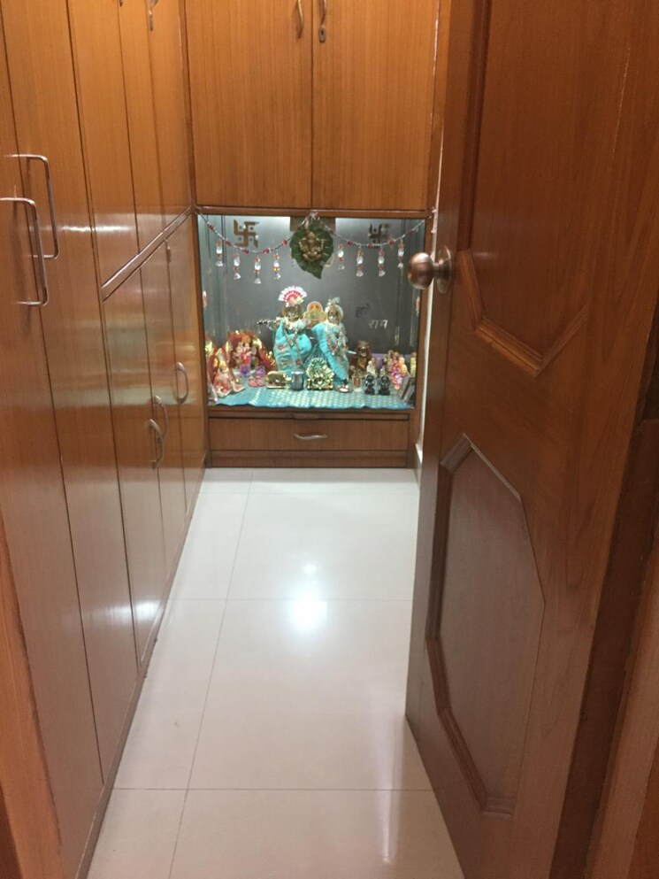 undefined, patparganj 2 Bedroom 1000 Sq.Ft. Apartment In Patparganj Delhi 8302833