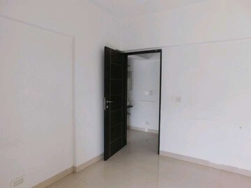 Room in 2 BHK Apartment at SRK Mango Nest, Sinhagad Road – for Rent