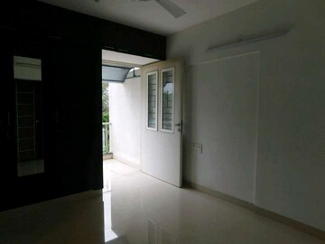 Room in 2 BHK Apartment at SRK Mango Nest, Sinhagad Road – for Rent