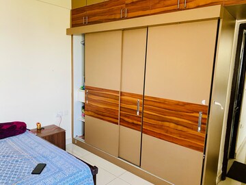 Room in 3 BHK Apartment at MJ Lifestyle Amadeus, Hosa Road – for Rent