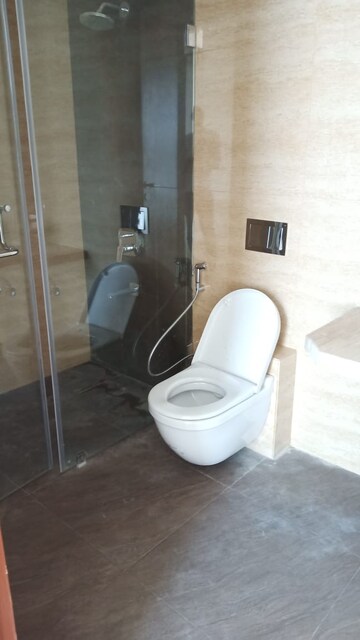 Bathroom in 4 BHK Apartment at Ajmera Zeon, Wadala East – for Rent