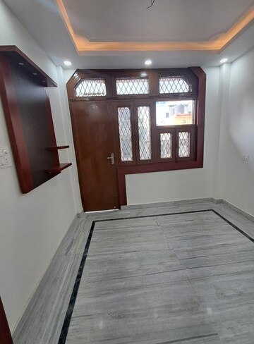 3 BHK Builder Floor For Rent in Maya Homes Indrapuram Ghaziabad  8302872