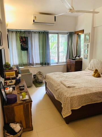 Living Room in 2 BHK Apartment at Panch Kiran, Andheri West – for Rent