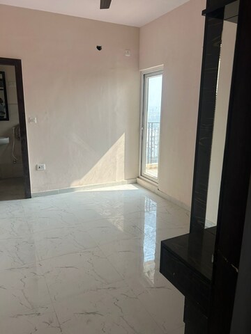 Room in 2 BHK Apartment at Pivotal Paradise, Sector 62 – for Rent