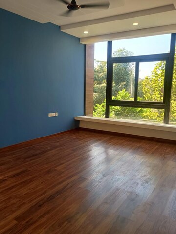 Room in 4 BHK Villa at Muppas Indraprastha, Tellapur – for Rent
