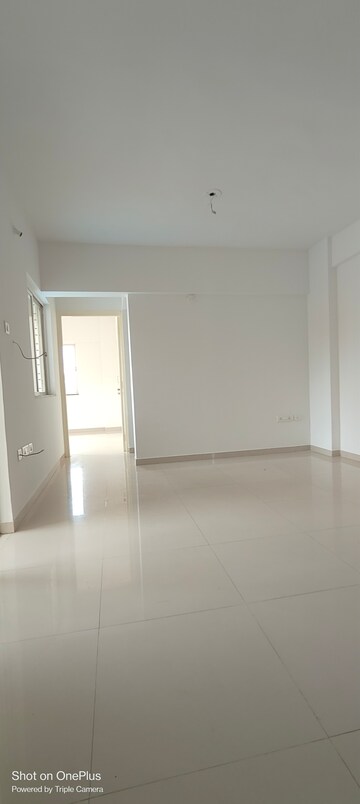 Room in 1 BHK Builder Floor at Windsor County, Ambegaon Budruk – for Rent