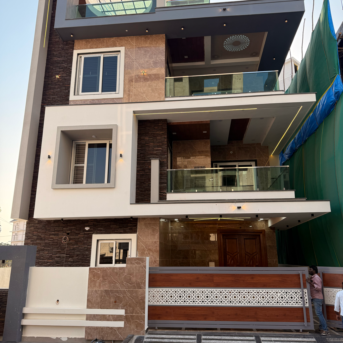 5 BHK + Pooja Room Villa For Sale in Maithri Enclave