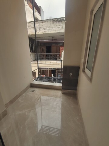 Staircase in 3 BHK Builder Floor at Green Park – for Sale