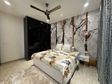 Bedroom in Studio Builder Floor at Sector 31 – for Rent