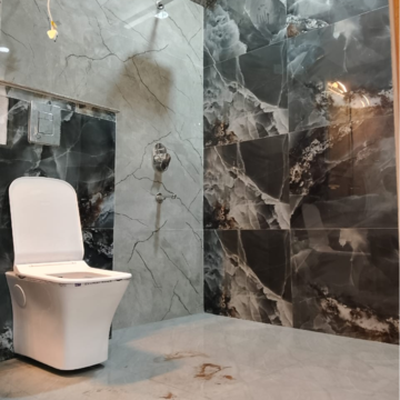 Bathroom in 3 BHK Apartment at Vipul World Floors, Sector 48 – for Rent