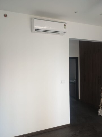 Room in 3 BHK Apartment at Sobha City Gurgaon, Sector 108 – for Rent