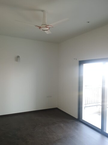 Room in 3 BHK Apartment at Sobha City Gurgaon, Sector 108 – for Rent