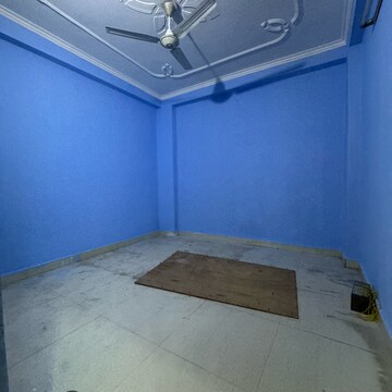 Room in 2 BHK Apartment at Palm Residency Chhatarpur, Rajpur Khurd Extension – for Rent