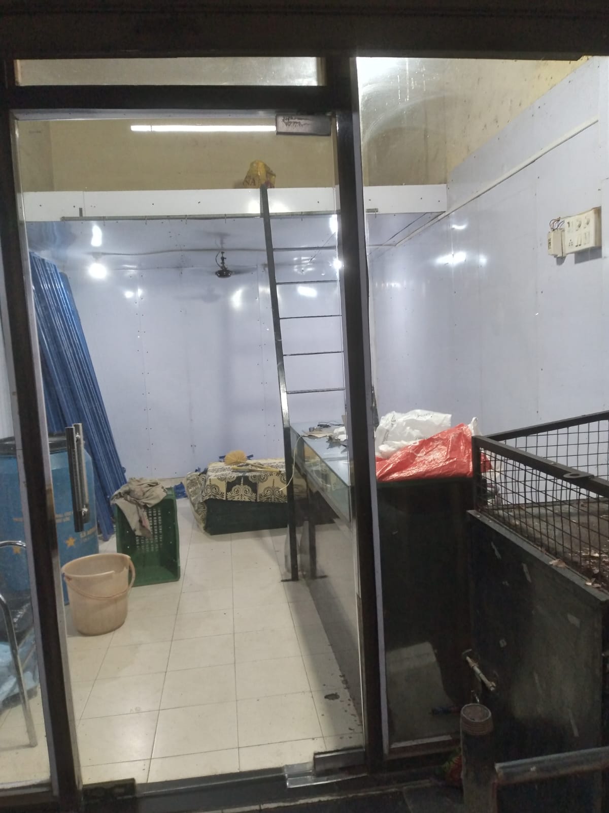 Retail Shop For Sale in Vasant Leela Complex