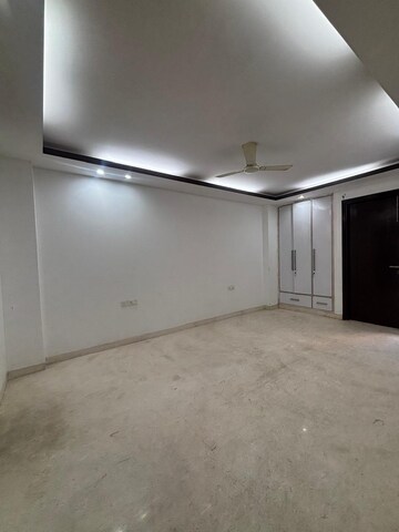 Room in 3 BHK Builder Floor at Greater Kailash I – for Sale