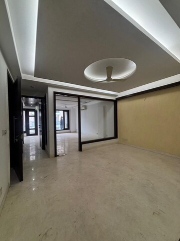 Room in 3 BHK Builder Floor at Greater Kailash I – for Sale