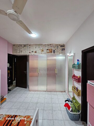 Bedroom in 2 BHK Apartment at Raheja Sunglow, Powai – for Rent