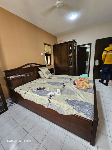 Master Bedroom in 2 BHK Apartment at Raheja Sunglow, Powai – for Rent