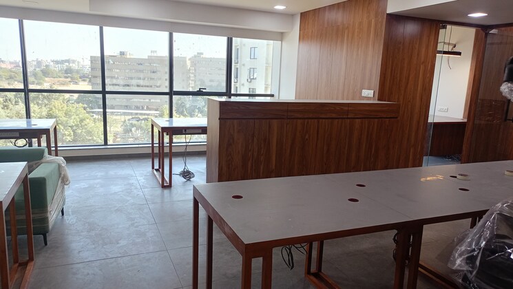 Team Area, makarba Commercial Office Space 1706 Sq.Ft. In Makarba Ahmedabad 8303220