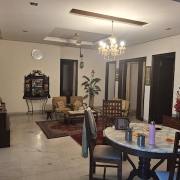 3.5 BHK Apartment For Rent in Sector 35 Chandigarh  8303274