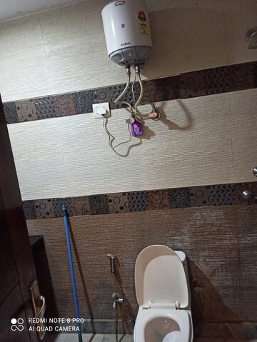 Bathroom in 3 BHK Builder Floor at Ardee City, Sector 52 – for Rent