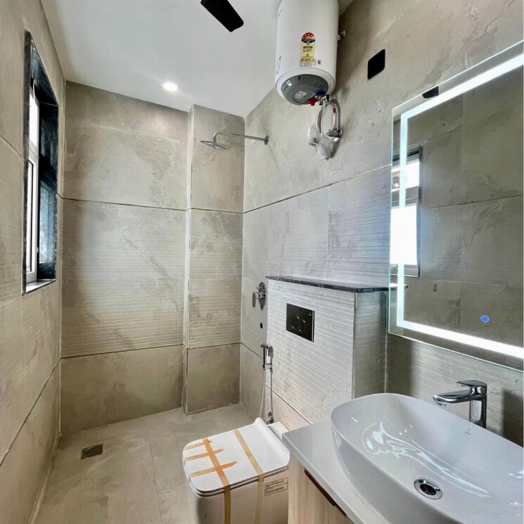 Bathroom, anant-raj-ashok-estate 3 Bedroom 195 Sq.Yd. Builder Floor In Sector 63a Gurgaon 8303283