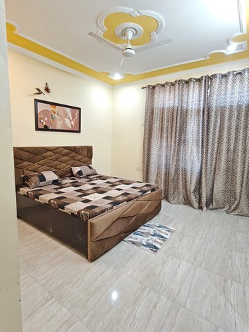 Bedroom in 2 BHK Apartment at Sector 51 – for Rent