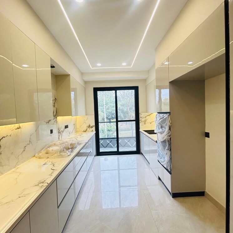 undefined, unitech-south-city-ii 4 Bedroom 300 Sq.Yd. Builder Floor In South City 2 Gurgaon 8303330