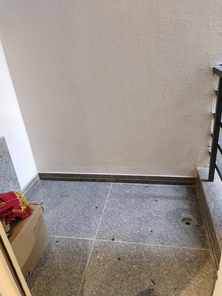 undefined, green park extension 4 Bedroom 300 Sq.Ft. Builder Floor In Green Park Extension Delhi 8303187