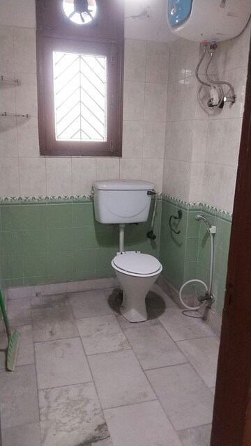 Bathroom in 3 BHK Apartment at RWA Apartments Sector 50, Sector 50 – for Rent