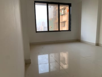 Room in 2 BHK Apartment at Shree Abhishek CHS, Kandivali West – for Sale
