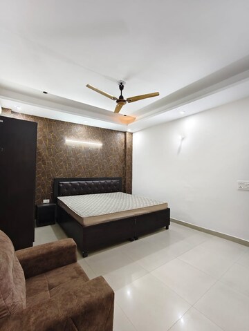Living Room in 2 BHK Builder Floor at Ansal Sushant Apartments, Sushant Lok I – for Rent
