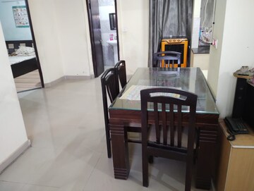 Living Room in 2 BHK Apartment at Gomti Nagar – for Rent