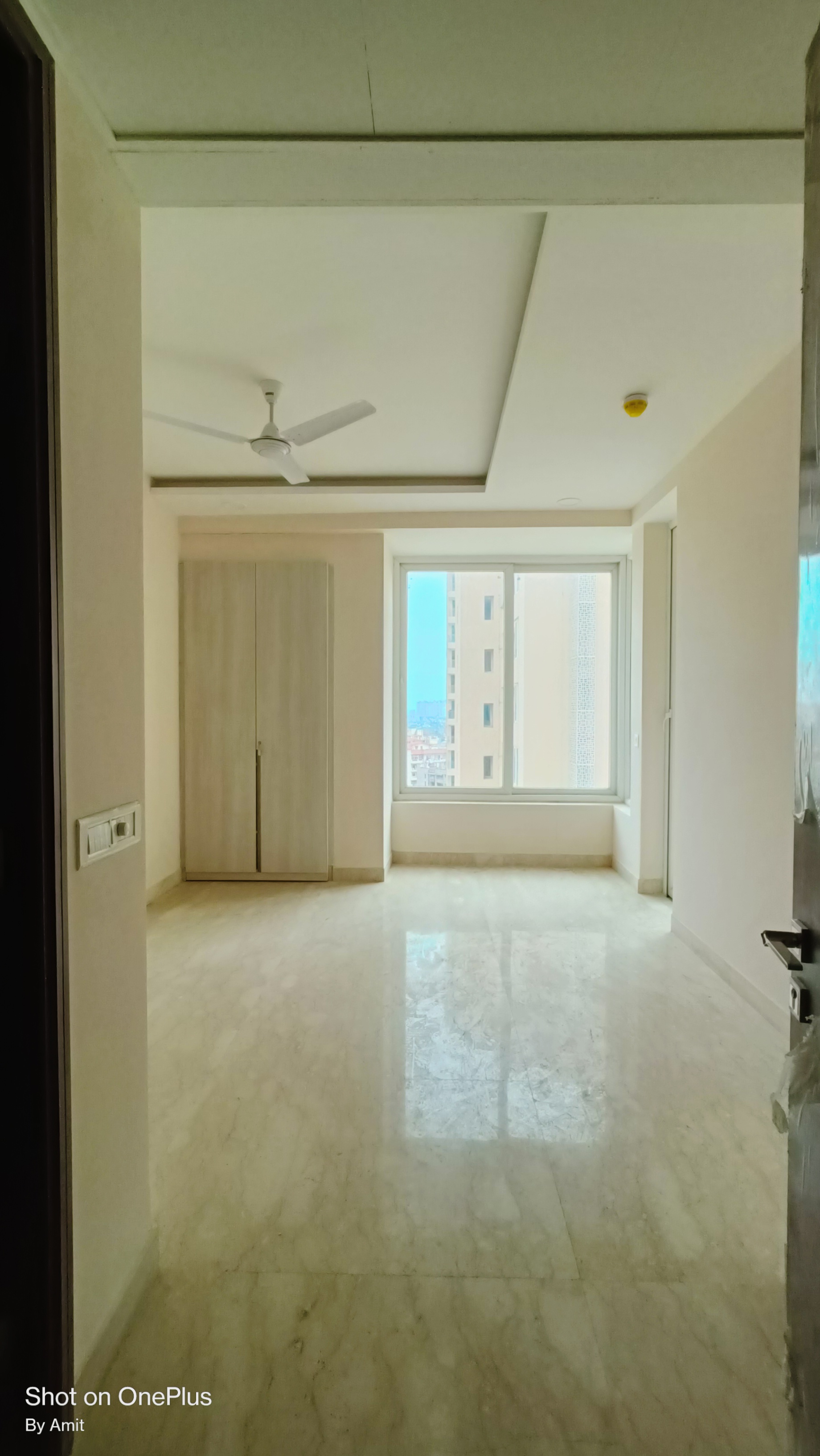 4 BHK + Pooja Room,Servant Room Apartment For Sale in Ambience Tiverton