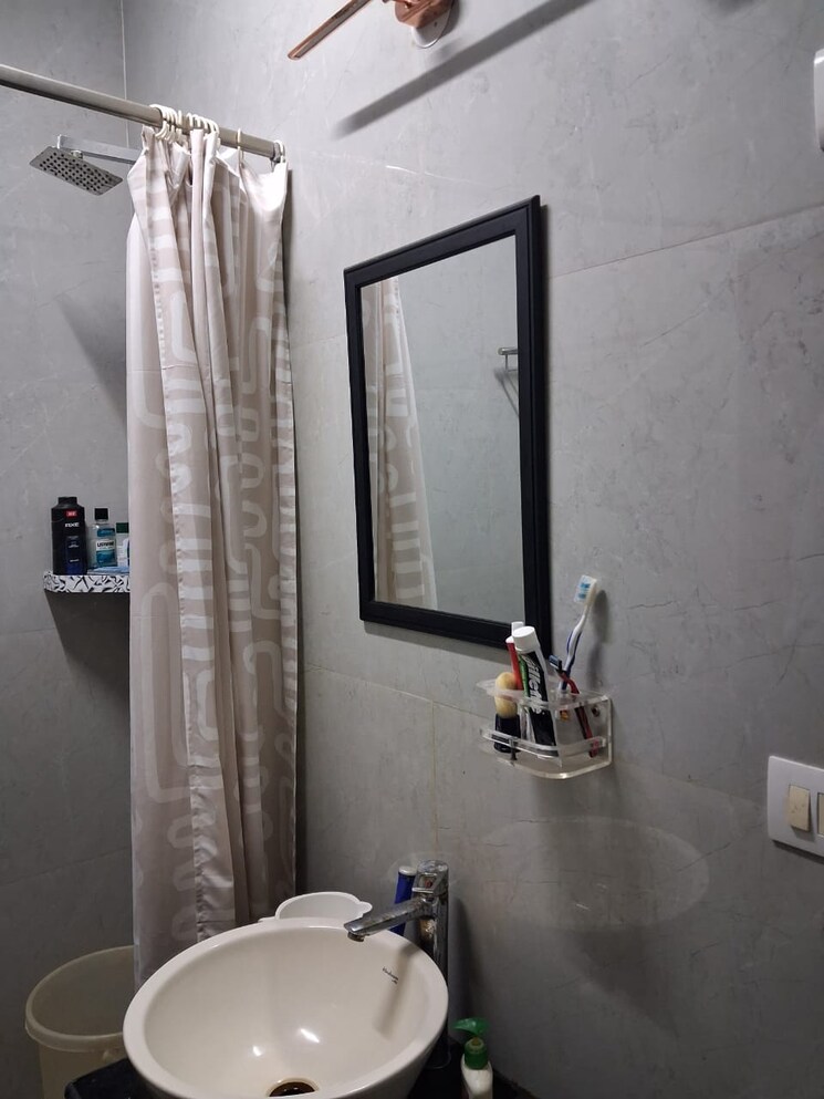 Bathroom, mahagun-maple 2 Bedroom 1275 Sq.Ft. Apartment In Sector 50 Noida 8303594