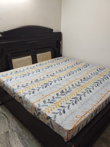 Bedroom in 1 BHK Builder Floor at Sultanpur – for Rent