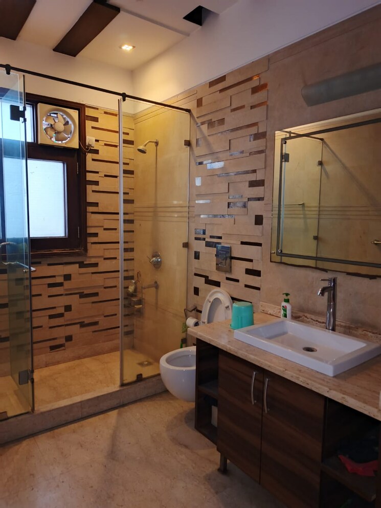 Kitchen, dlf-atria 5 Bedroom 402 Sq.Yd. Villa In Dlf Phase ii Gurgaon 8303613