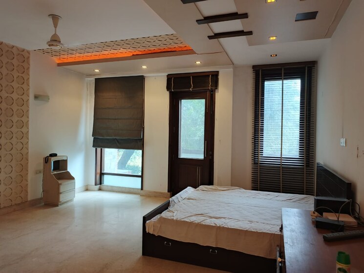 Bedroom, dlf-atria 5 Bedroom 402 Sq.Yd. Villa In Dlf Phase ii Gurgaon 8303613