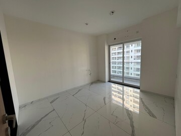 Room in 3 BHK Apartment at Kalpataru Blossoms, Sinhagad Road – for Sale