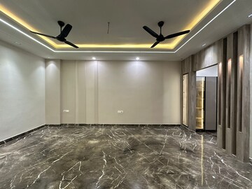 Bedroom in 3 BHK Builder Floor at Paschim Vihar – for Rent